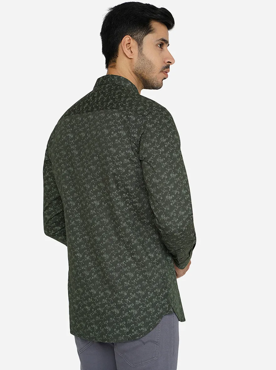 Green Printed Slim Fit Semi Casual Shirt | JadeBlue